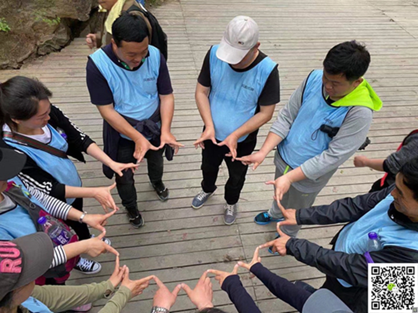 十渡拓展訓(xùn)練活動(dòng)