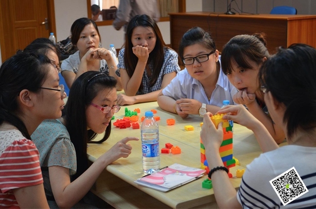 團(tuán)隊(duì)拓展訓(xùn)練 團(tuán)隊(duì)拓展訓(xùn)練